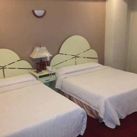 Prince Plaza Hotel Baguio City Buitenkant foto